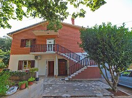 Apartment 1157
