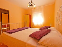 Apartment 1157