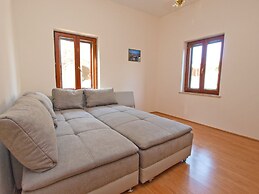 Apartment 1160