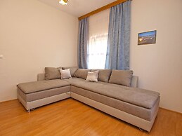 Apartment 1160