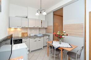 Apartment 1160