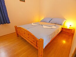 Apartment 1160