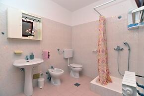 Apartment 1168