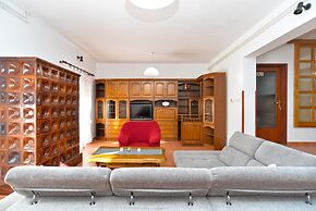 Apartment 1168