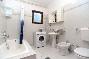 Apartment 1168
