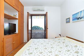 Apartment 1174