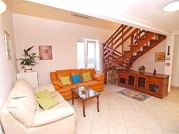 Apartment 1175
