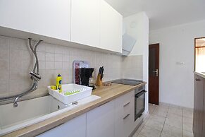 Apartment 1198