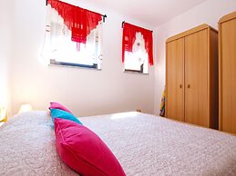 Apartment 1200