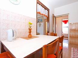 Apartment 1200