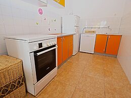 Apartment 1200