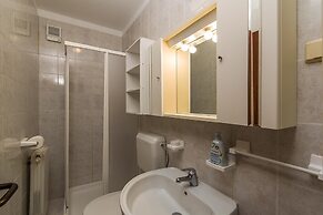 Apartment 1202