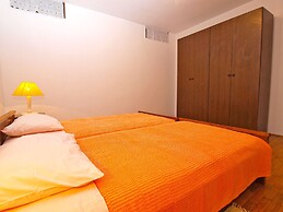 Apartment 1210