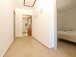 Apartment 1215