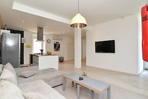 House 1231