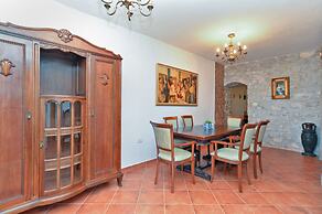 Villa 1240