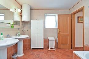 Villa 1240