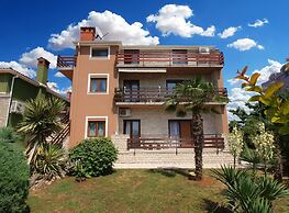 Apartment 1376