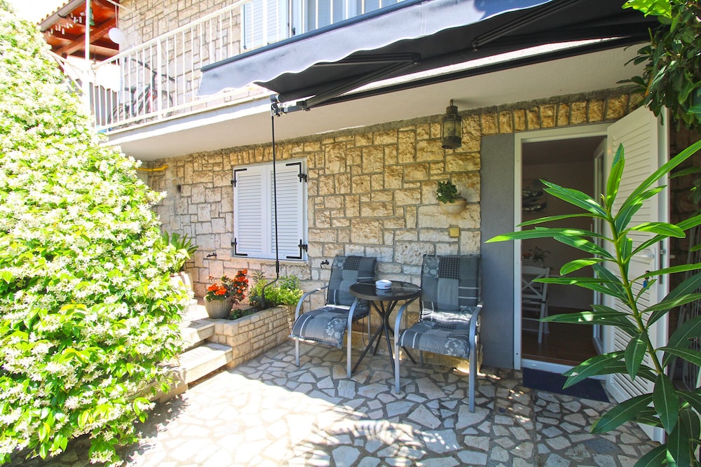 Apartment 1278