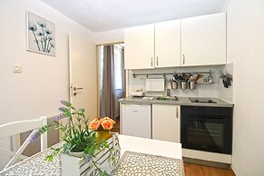 Apartment 1278