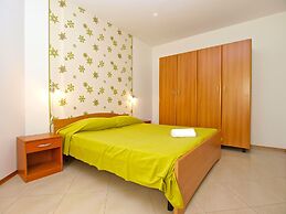 Apartment 1303