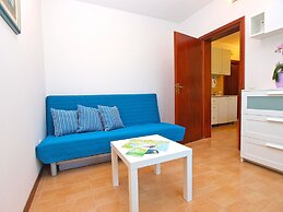 Apartment 1303