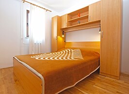 Apartment 1316