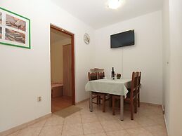 Apartment 1318