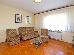 Apartment 1341