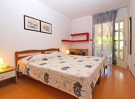 Apartment 1346