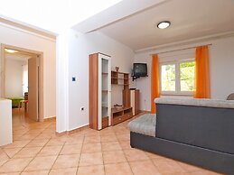 Apartment 1346