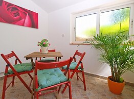 Apartment 1346