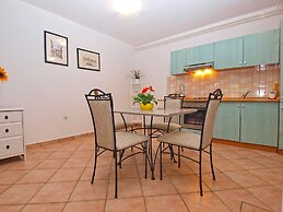 Apartment 1346
