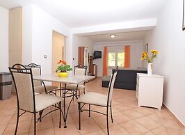 Apartment 1346