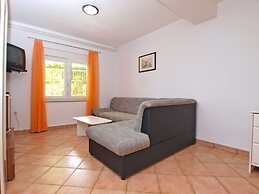 Apartment 1346
