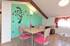 Apartment 1355