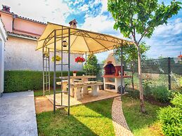 Apartment 1363