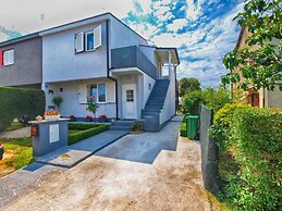 Apartment 1363