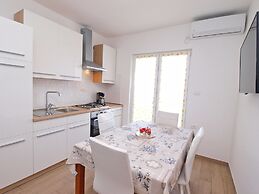 Apartment 1366