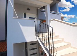 Apartment 1366
