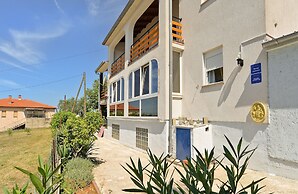 Apartment 1374