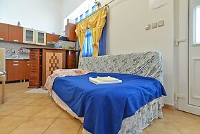 Apartment 1374
