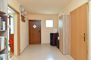 Apartment 1375