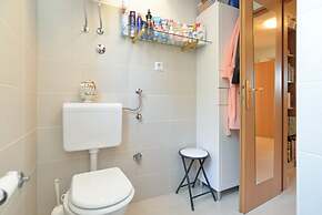 Apartment 1375