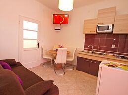 Apartment 1380