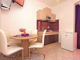Apartment 1380