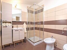 Apartment 1380