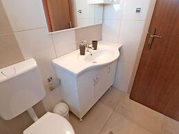 Apartment 1386