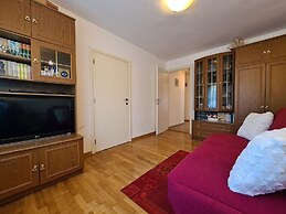 Apartment 1389