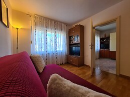 Apartment 1389